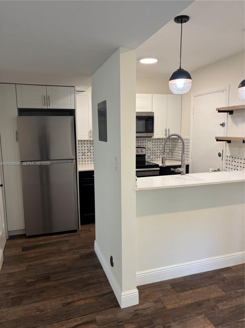 10778 N Kendall Dr , Unit E20, Miami, FL 33176 Photo