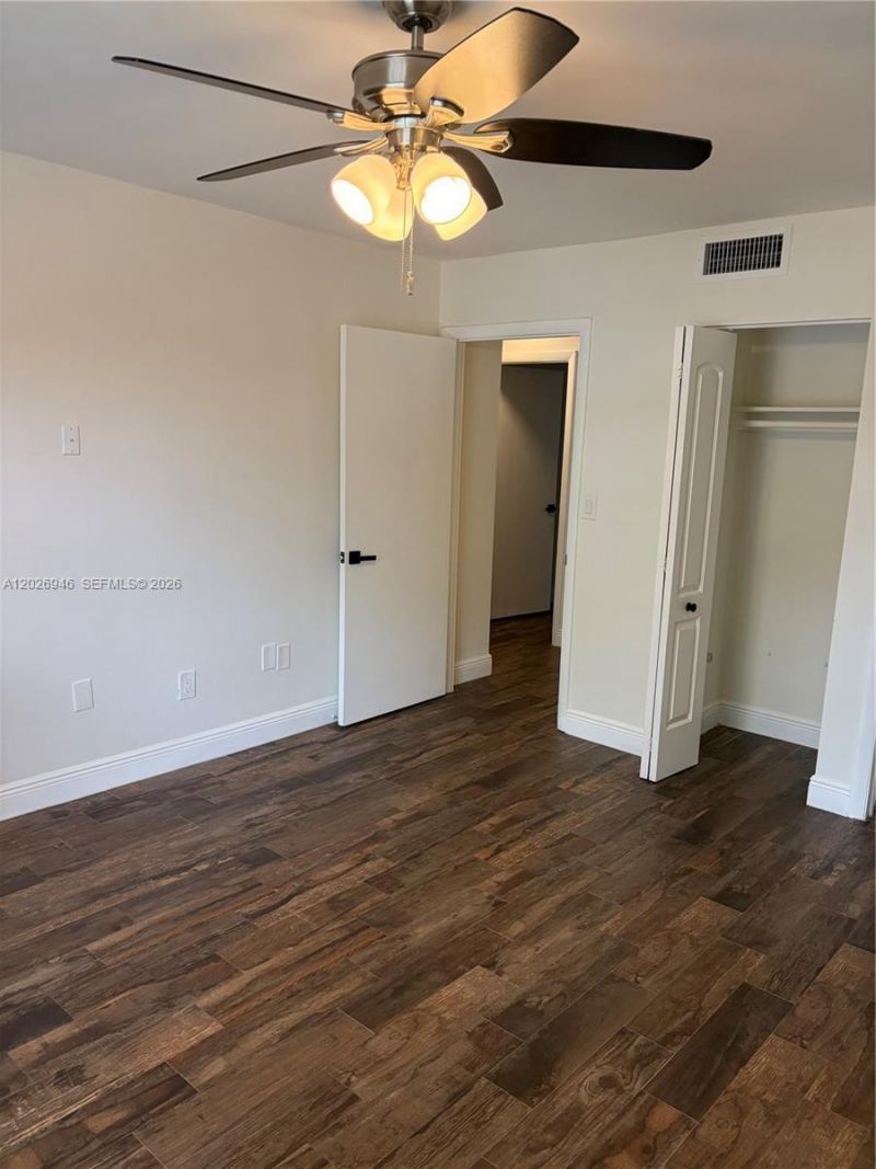10778 N Kendall Dr , Unit E20, Miami, FL 33176 Photo