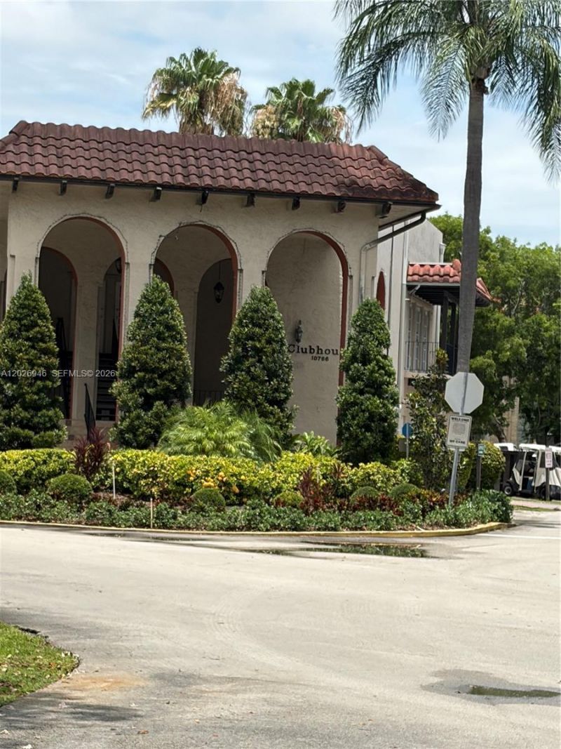 10778 N Kendall Dr , Unit E20, Miami, FL 33176 Photo