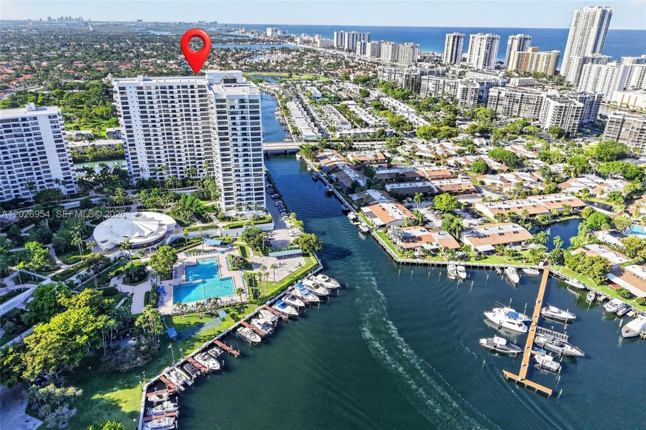 2500 Parkview Dr , Unit 1717, Hallandale Beach, FL 33009 Photo