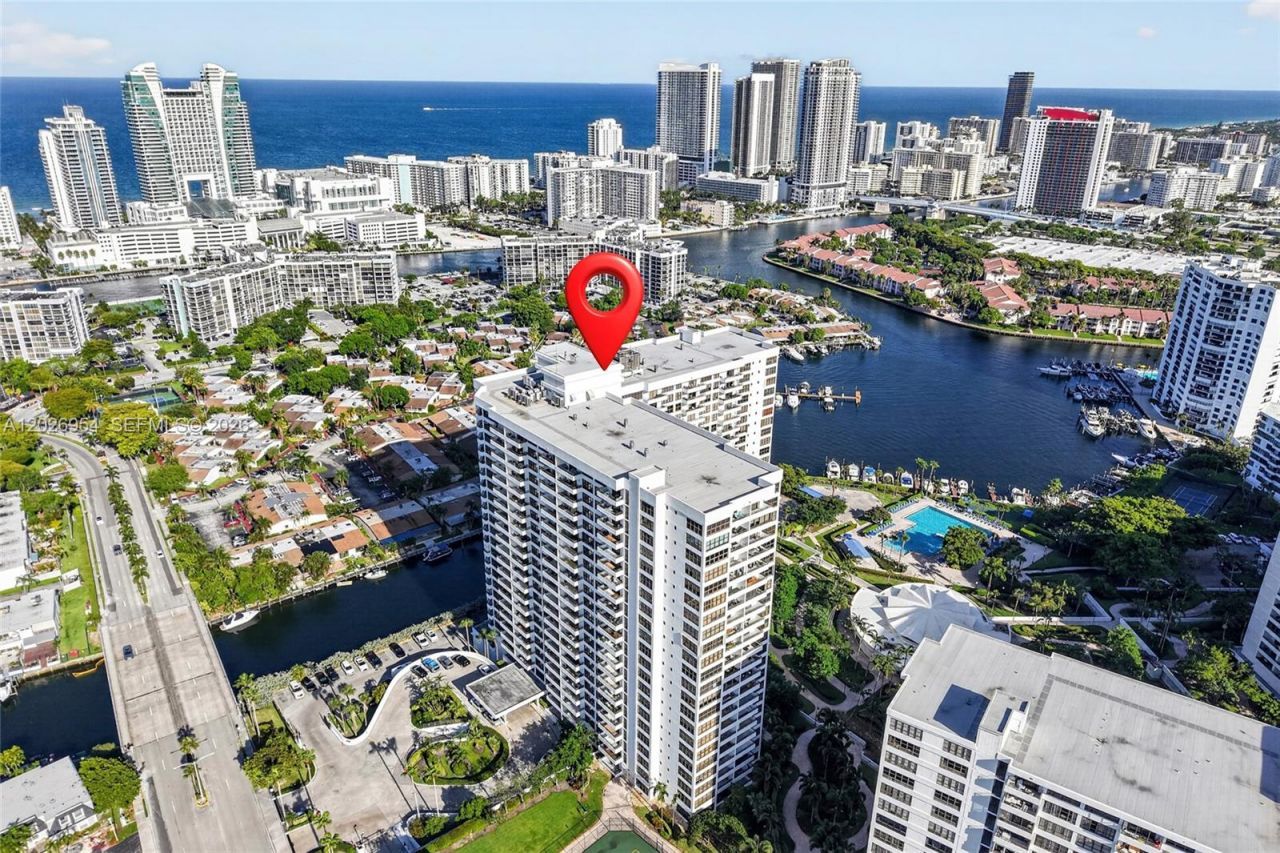 2500 Parkview Dr , Unit 1717, Hallandale Beach, FL 33009 Photo