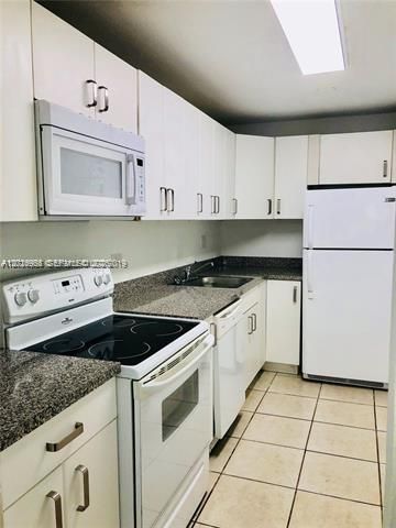 1800 Sans Souci Blvd , Unit 408, North Miami, FL 33181 Photo