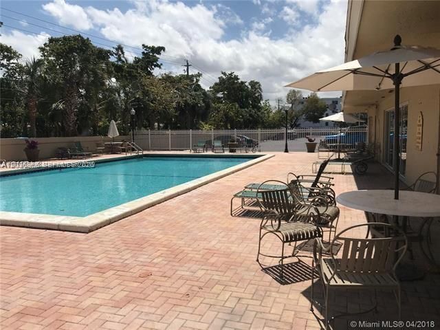 1800 Sans Souci Blvd , Unit 408, North Miami, FL 33181 Photo