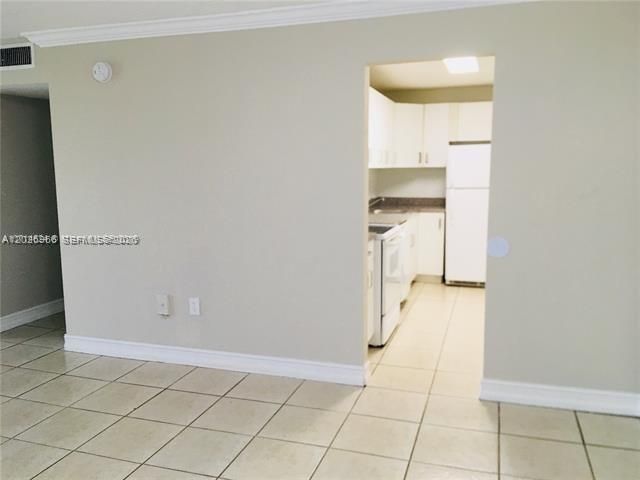 1800 Sans Souci Blvd , Unit 408, North Miami, FL 33181 Photo