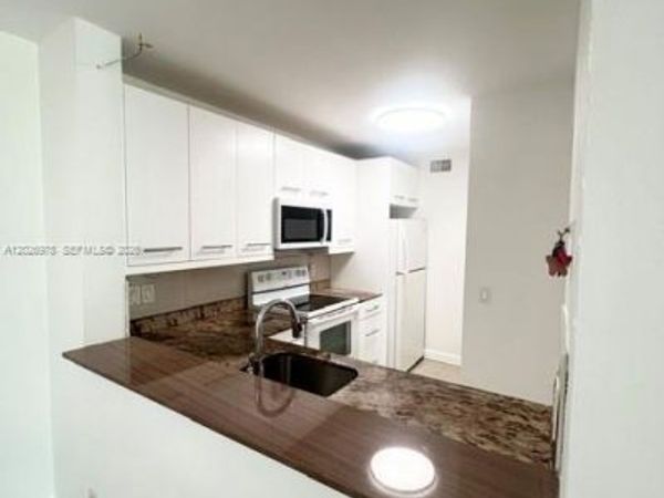 10733 Cleary Blvd, Unit 112, Plantation, FL 33324