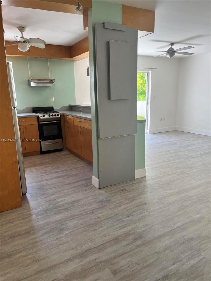 240 Collins Ave , Unit 2B, Miami Beach, FL 33139 Photo