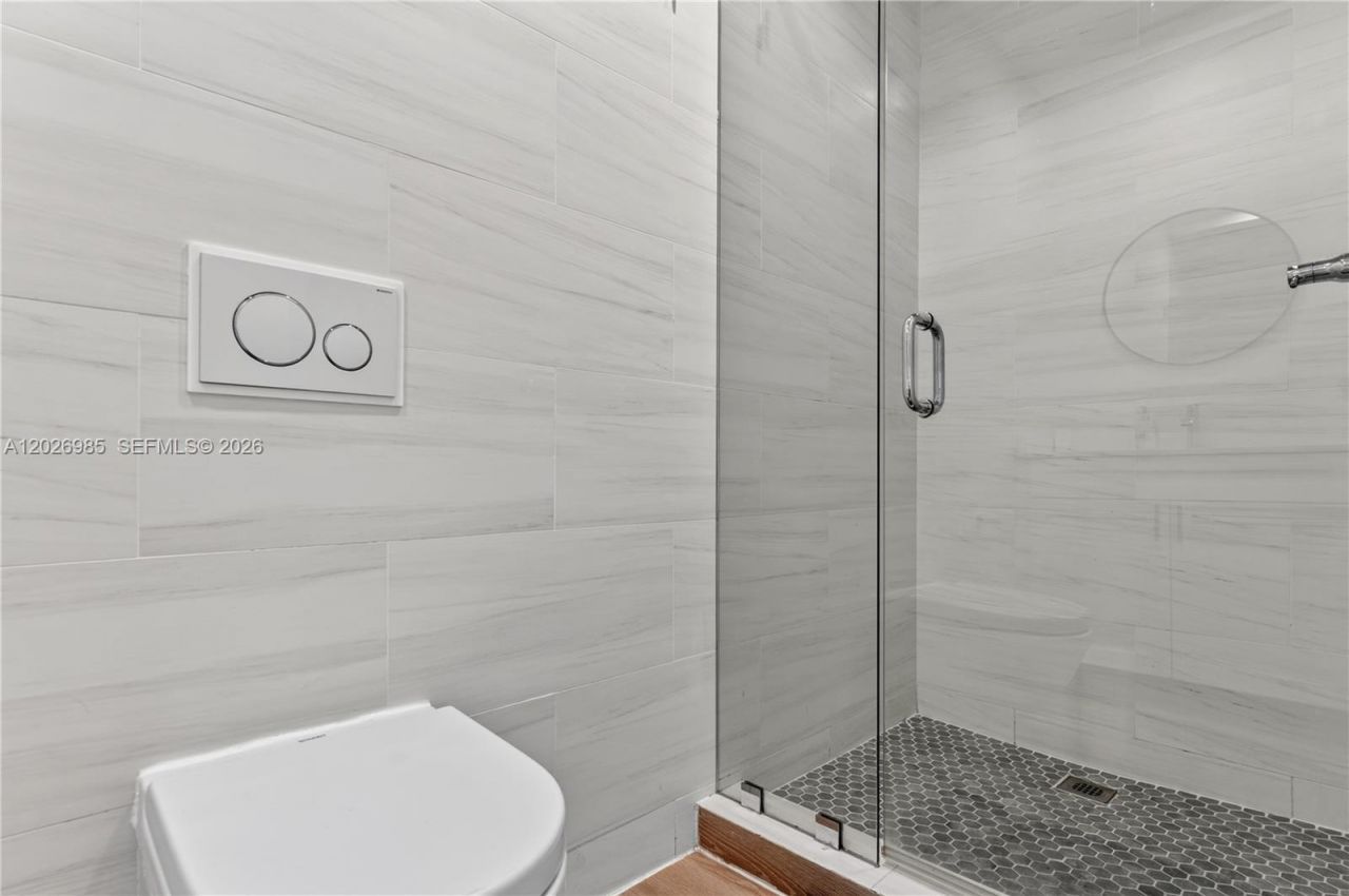825 SW 14th St , Unit 827, Fort Lauderdale, FL 33315 Photo