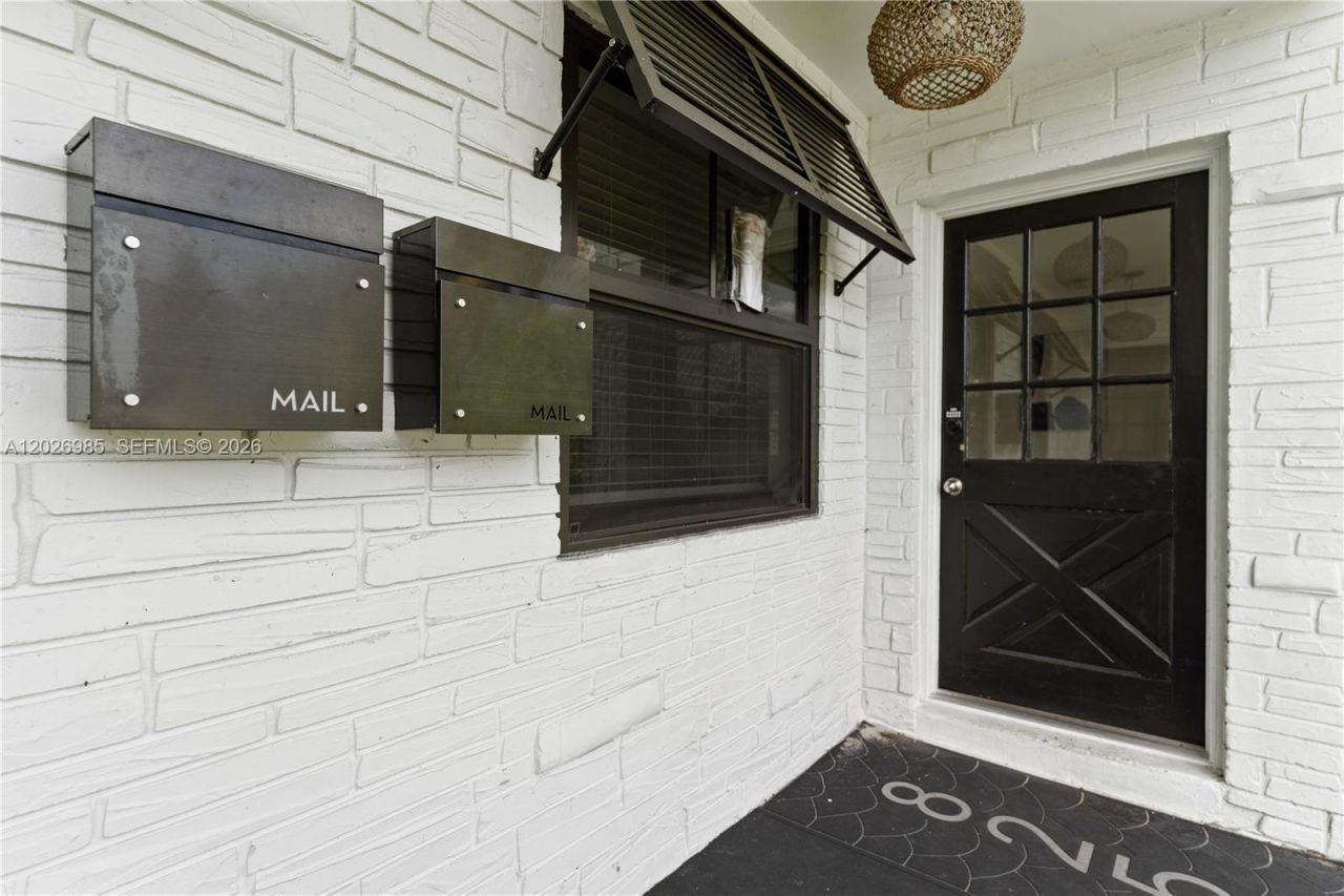 825 SW 14th St , Unit 827, Fort Lauderdale, FL 33315 Photo