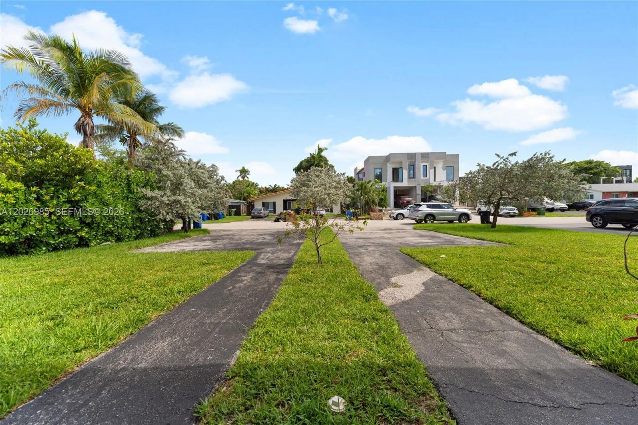 825 SW 14th St , Unit 827, Fort Lauderdale, FL 33315 Photo
