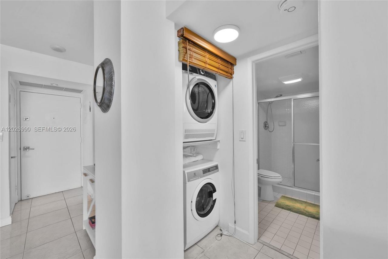 20515 E Country Club Dr, Unit 2146, Aventura, FL 33180 Photo