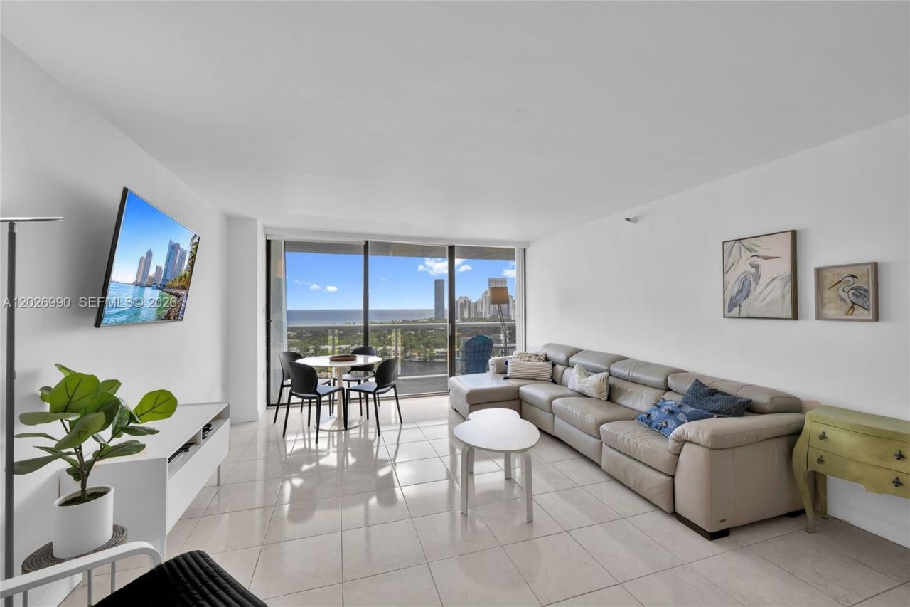 20515 E Country Club Dr, Unit 2146, Aventura, FL 33180 Photo