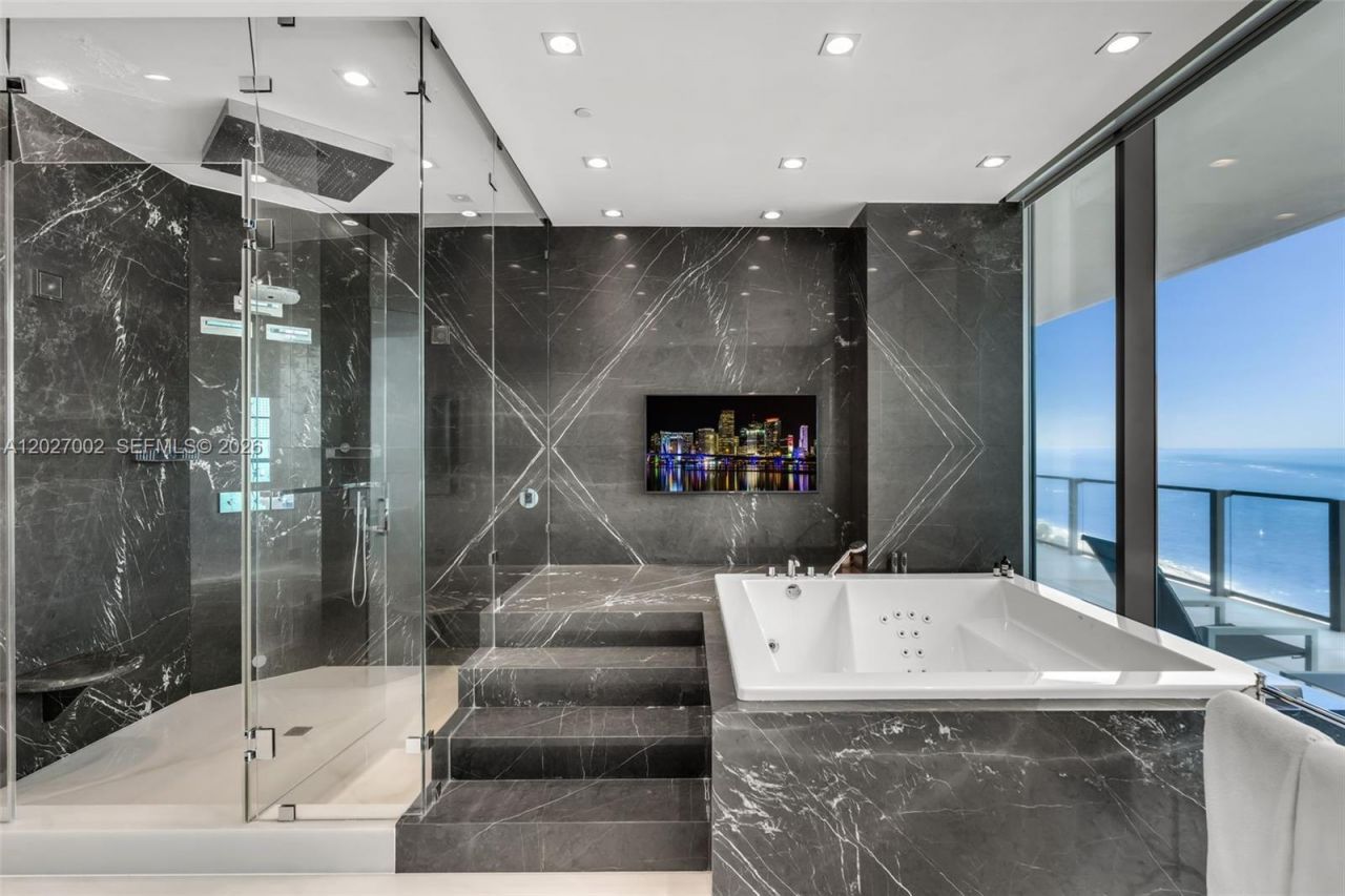 350 Ocean Dr , Unit LPH2N, Key Biscayne, FL 33149 Photo