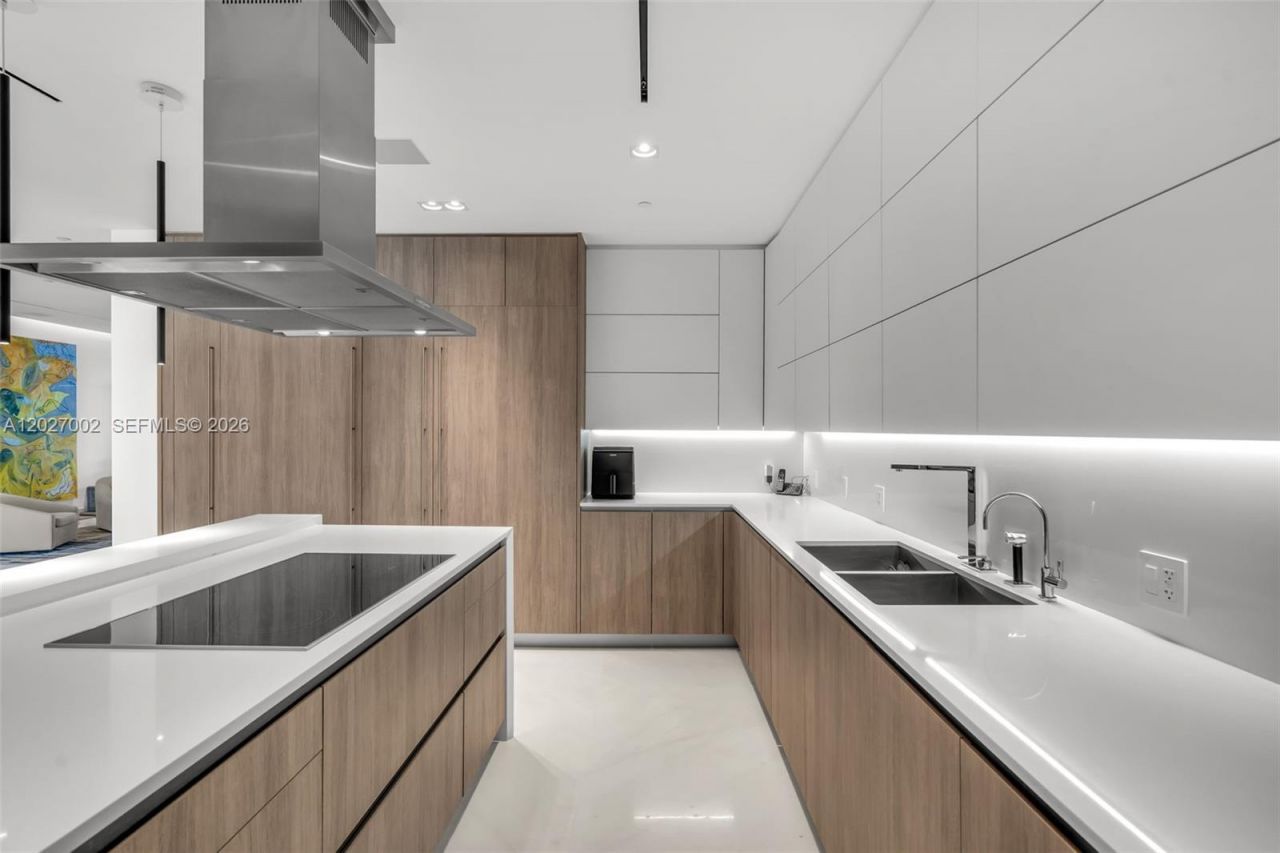 350 Ocean Dr , Unit LPH2N, Key Biscayne, FL 33149 Photo