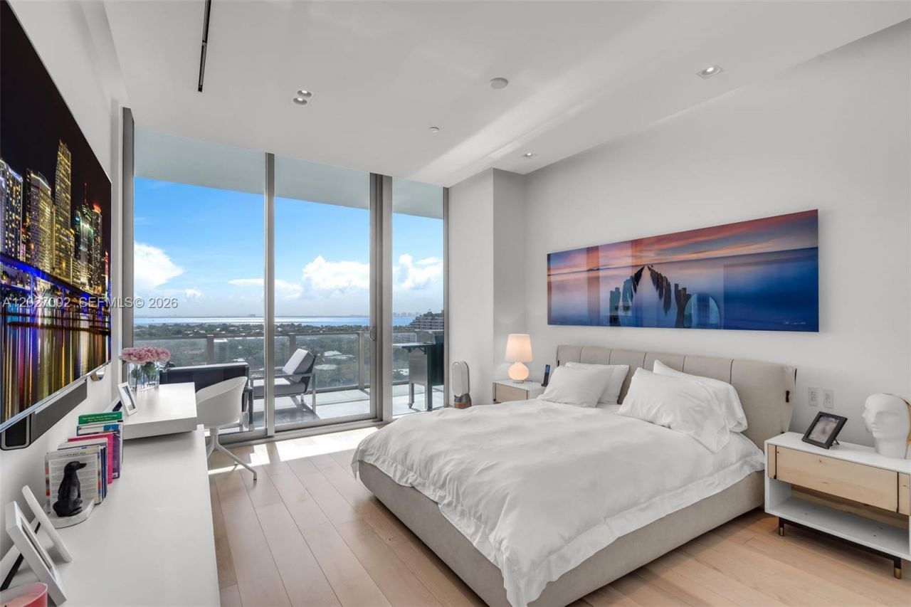 350 Ocean Dr , Unit LPH2N, Key Biscayne, FL 33149 Photo