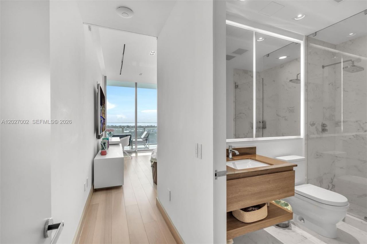 350 Ocean Dr , Unit LPH2N, Key Biscayne, FL 33149 Photo