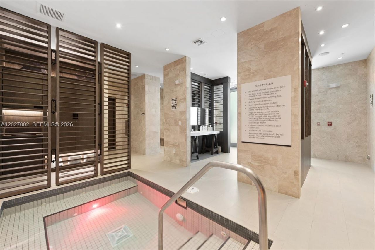 350 Ocean Dr , Unit LPH2N, Key Biscayne, FL 33149 Photo