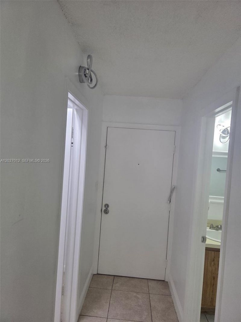 2771 Riverside Dr, Unit 102-A, Coral Springs, FL 33065 Photo