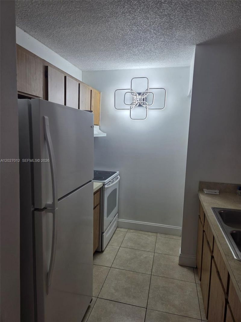 2771 Riverside Dr, Unit 102-A, Coral Springs, FL 33065 Photo
