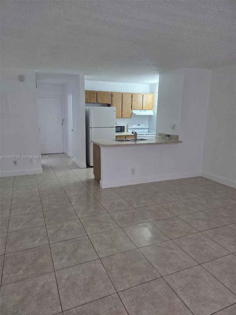 2771 Riverside Dr, Unit 102-A, Coral Springs, FL 33065 Photo