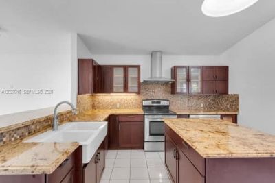 7503 W 34th Ln , Hialeah, FL 33018 Photo