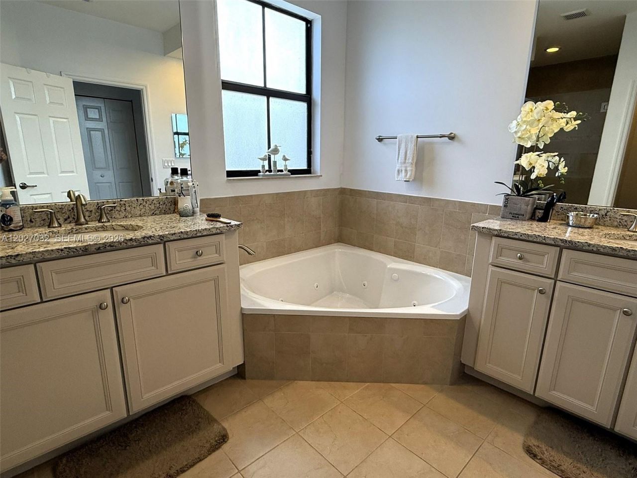10060 NW 86th Ter , Doral, FL 33178 Photo