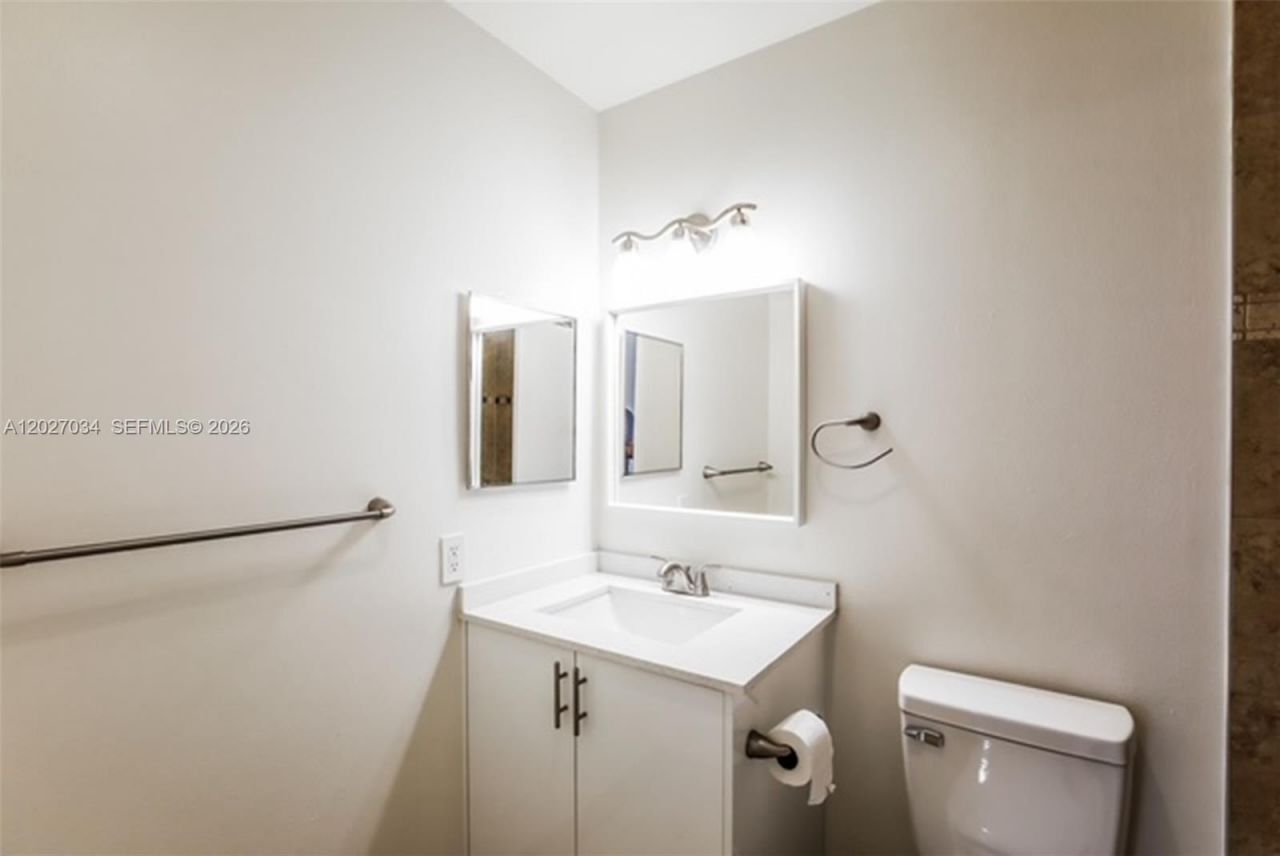 9732 NW 15th St , Unit 306, Pembroke Pines, FL 33024 Photo