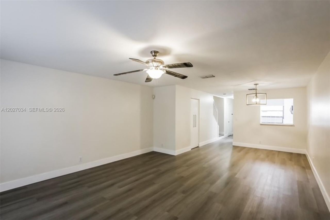 9732 NW 15th St , Unit 306, Pembroke Pines, FL 33024 Photo