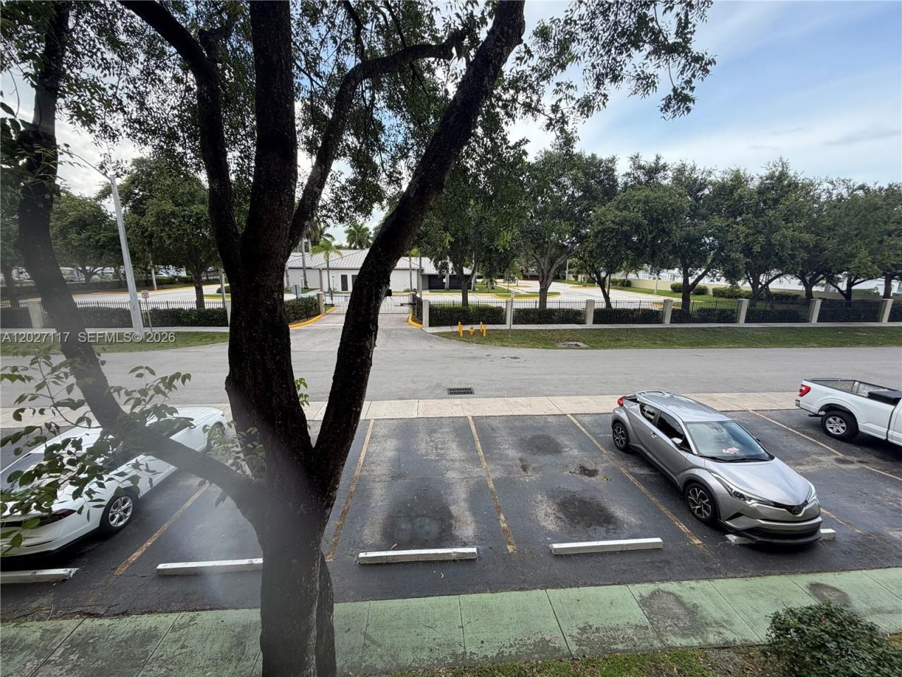 220 SW 9th Ave, Unit 219, Hallandale Beach, FL 33009 Photo