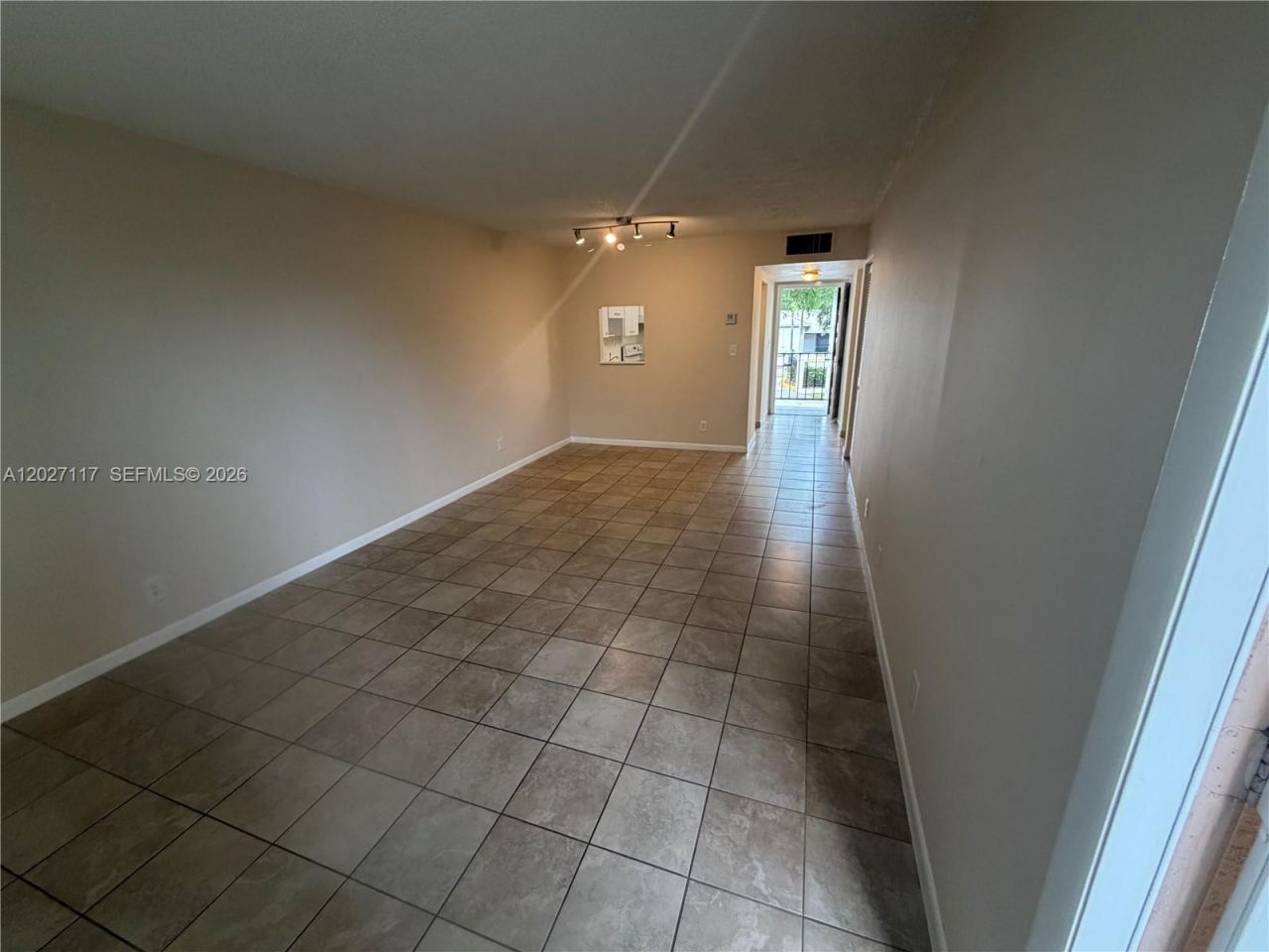 220 SW 9th Ave, Unit 219, Hallandale Beach, FL 33009 Photo