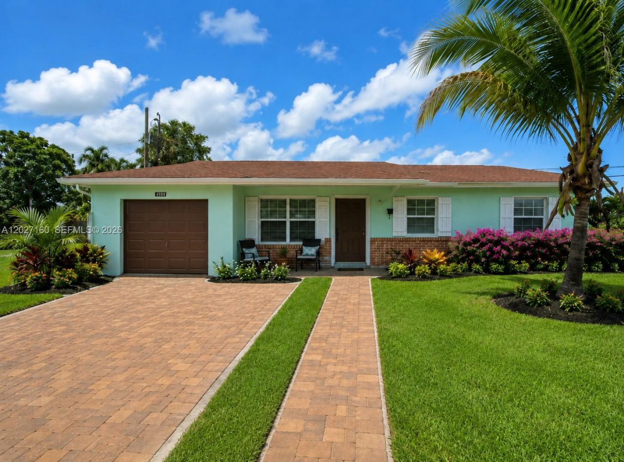 4909 Caribbean Blvd , West Palm Beach, FL 33407 Main Photo