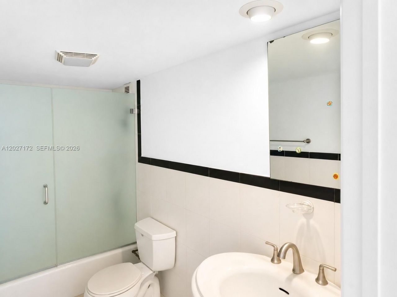 1925 Brickell Ave , Unit D-1808, Miami, FL 33129 Photo