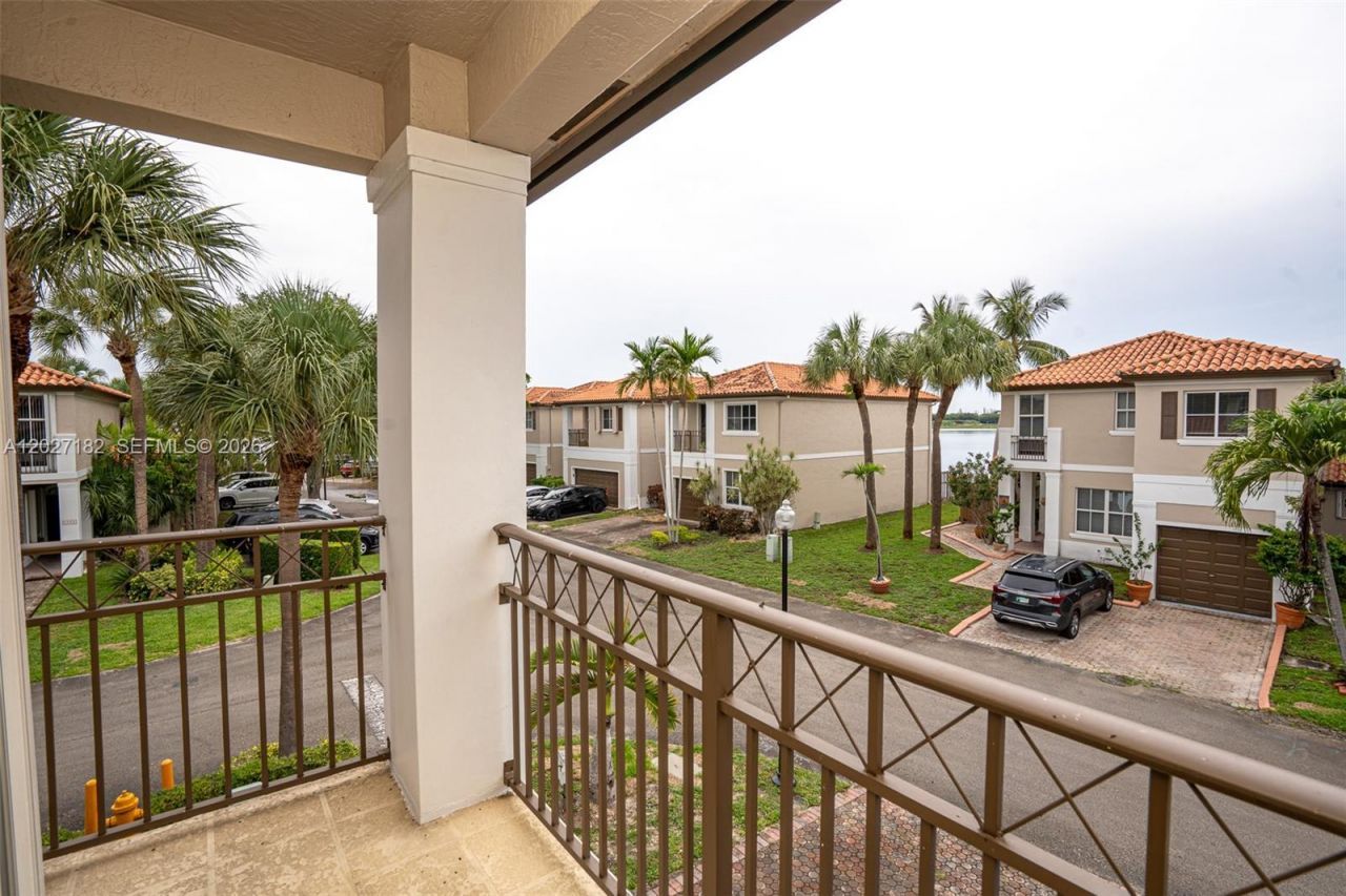 14372 NW 83rd Ave , Miami Lakes, FL 33016 Photo