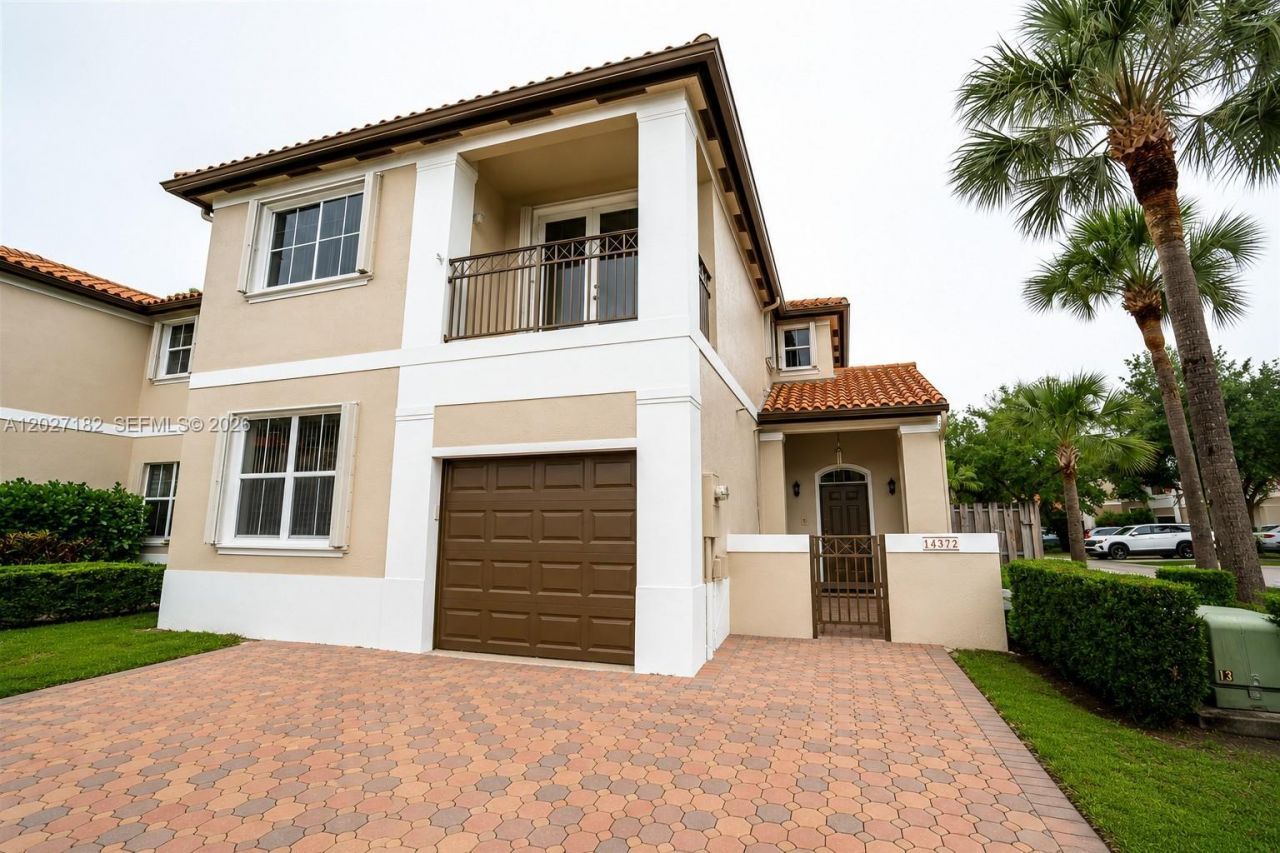 14372 NW 83rd Ave , Miami Lakes, FL 33016 Photo