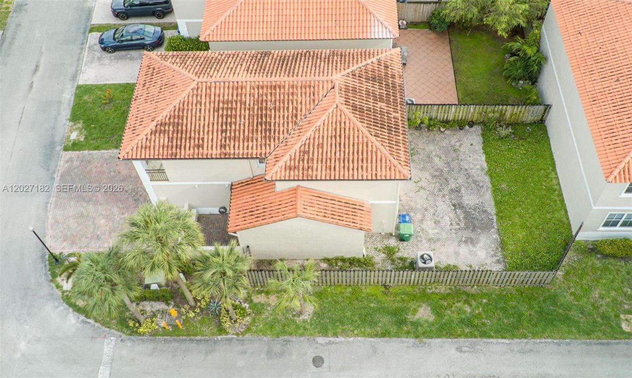 14372 NW 83rd Ave , Miami Lakes, FL 33016 Photo