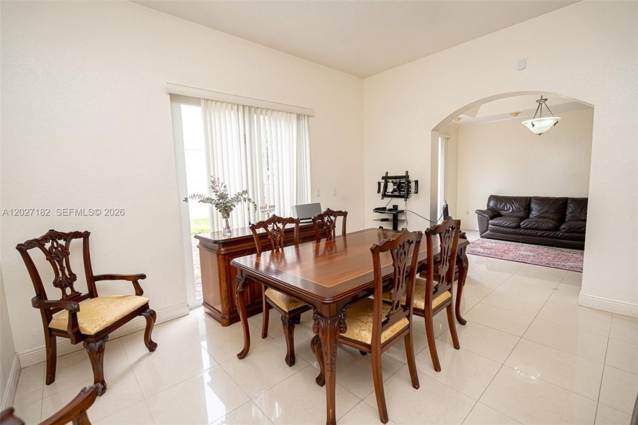 14372 NW 83rd Ave , Miami Lakes, FL 33016 Photo