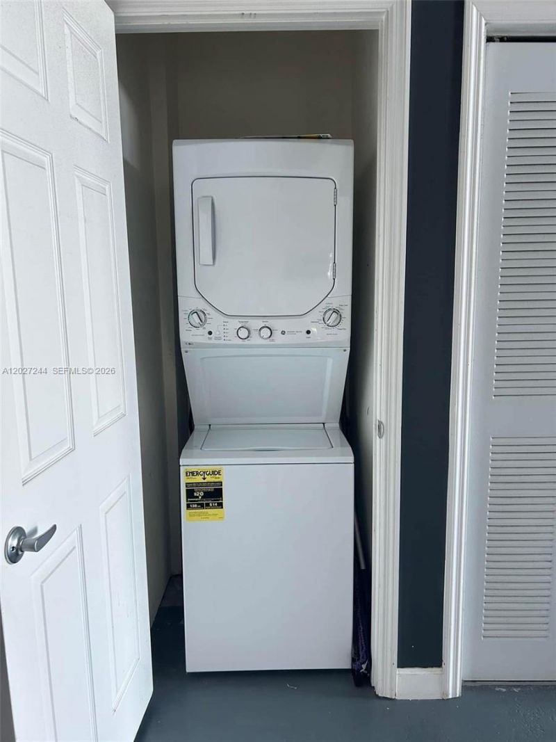 2100 Van Buren St , Unit 506, Hollywood, FL 33020 Photo