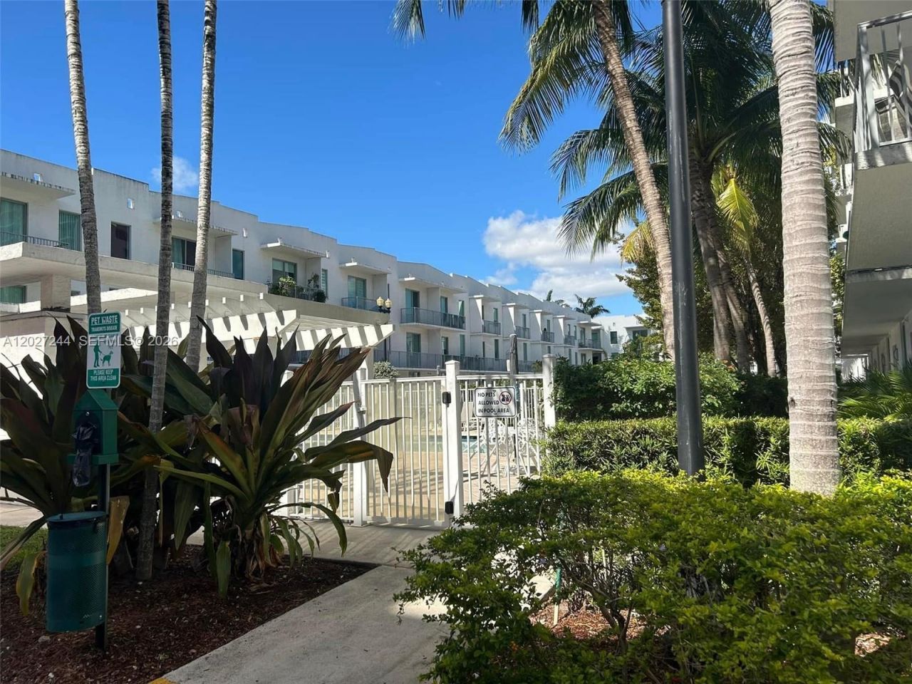2100 Van Buren St , Unit 506, Hollywood, FL 33020 Photo
