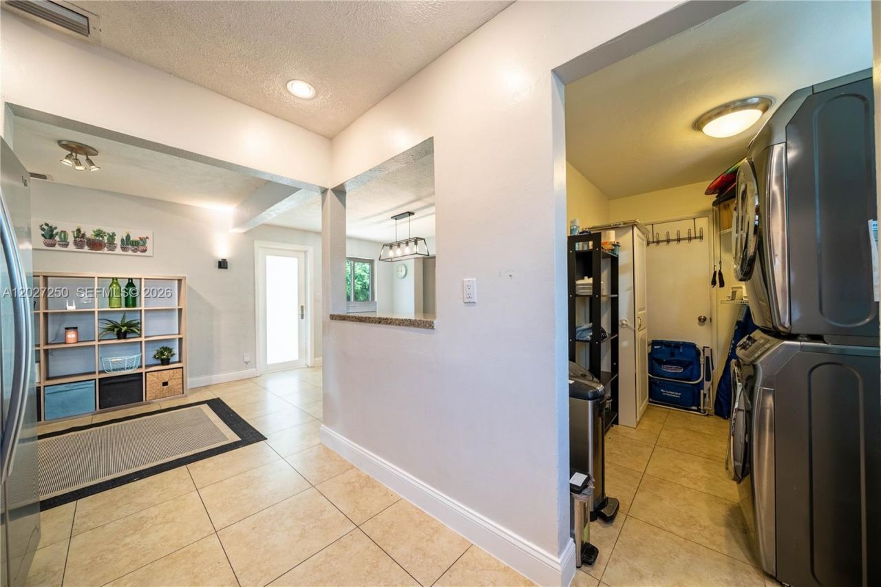 1501 SW 35th Ter, Fort Lauderdale, FL 33312 Photo