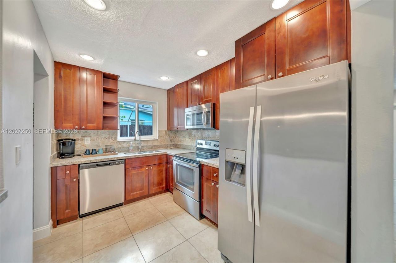 1501 SW 35th Ter, Fort Lauderdale, FL 33312 Photo