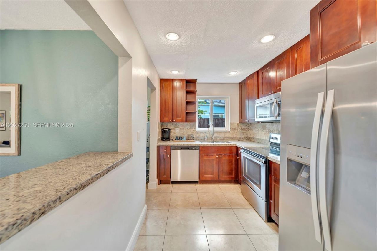 1501 SW 35th Ter, Fort Lauderdale, FL 33312 Photo