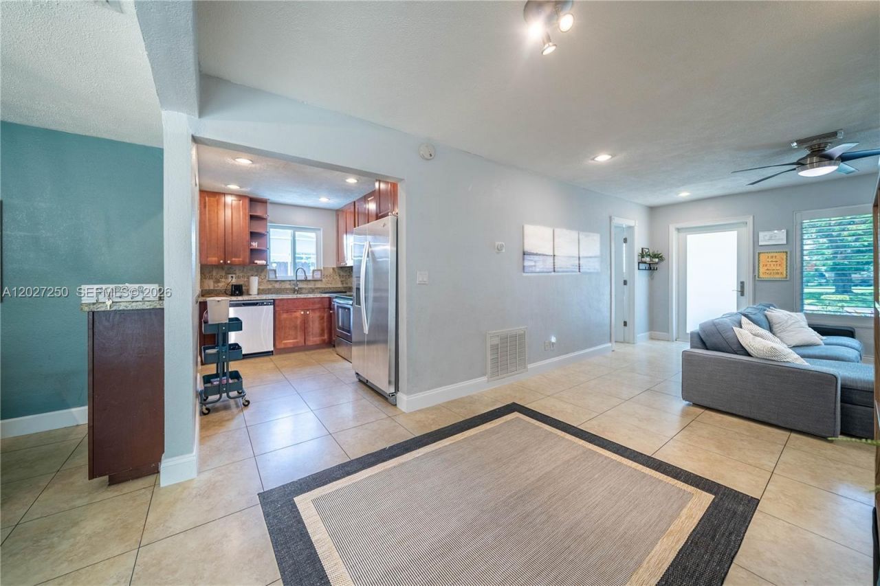 1501 SW 35th Ter, Fort Lauderdale, FL 33312 Photo