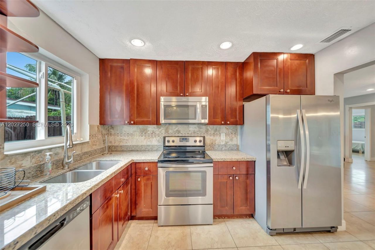 1501 SW 35th Ter, Fort Lauderdale, FL 33312 Photo