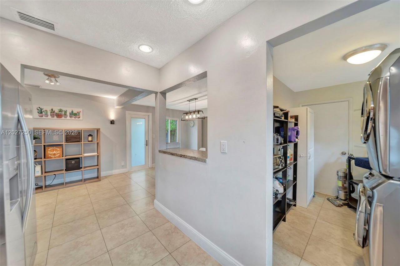 1501 SW 35th Ter, Fort Lauderdale, FL 33312 Photo
