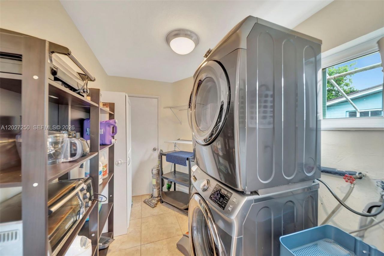 1501 SW 35th Ter, Fort Lauderdale, FL 33312 Photo