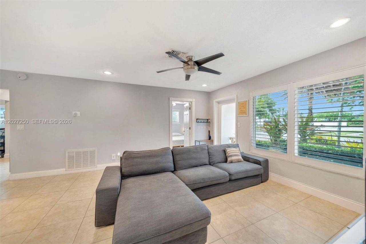 1501 SW 35th Ter, Fort Lauderdale, FL 33312 Photo