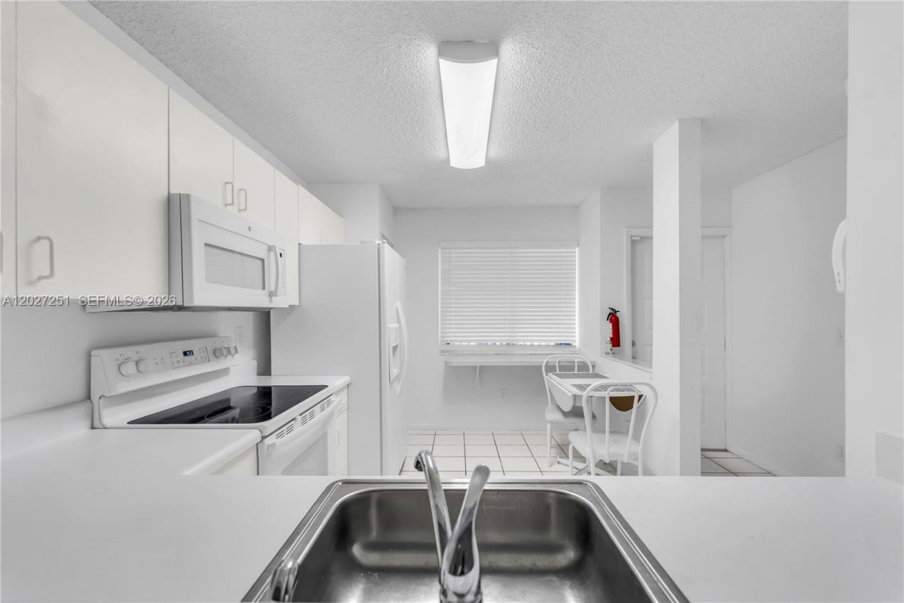 9511 Weldon Cir , Unit G308, Tamarac, FL 33321 Photo