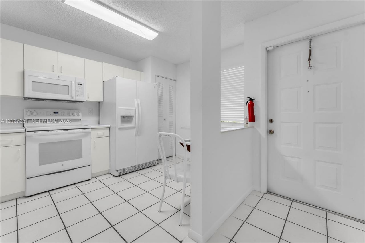 9511 Weldon Cir , Unit G308, Tamarac, FL 33321 Photo