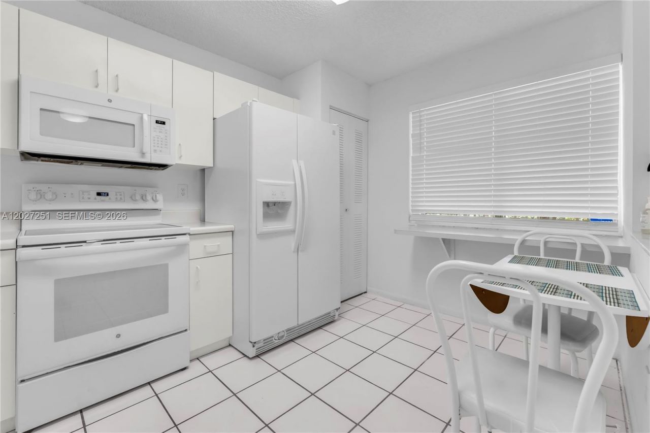 9511 Weldon Cir , Unit G308, Tamarac, FL 33321 Photo