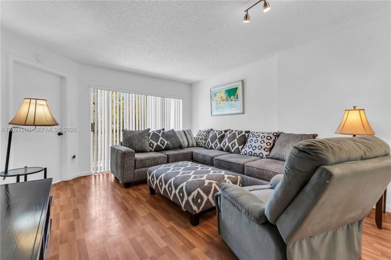 9511 Weldon Cir , Unit G308, Tamarac, FL 33321 Photo
