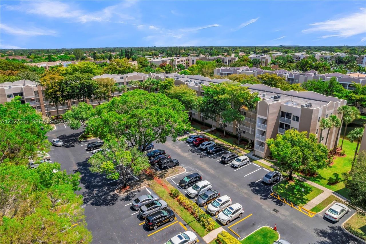 9511 Weldon Cir , Unit G308, Tamarac, FL 33321 Photo
